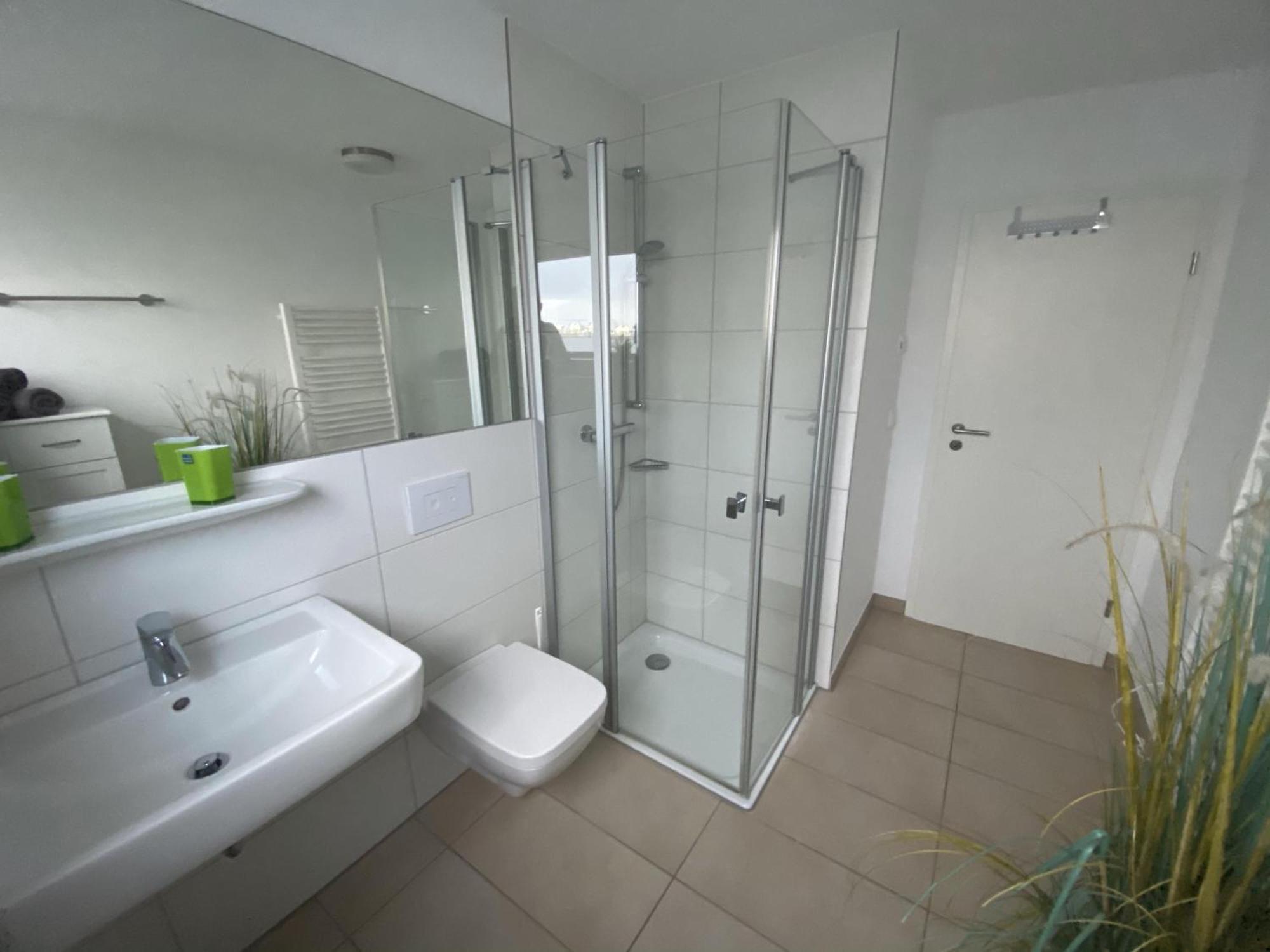 אולפניץ Schwimmendes Ferienhaus Antares One By Seeblick Ferien Oro, Rundum Wasser, Sauna מראה חיצוני תמונה