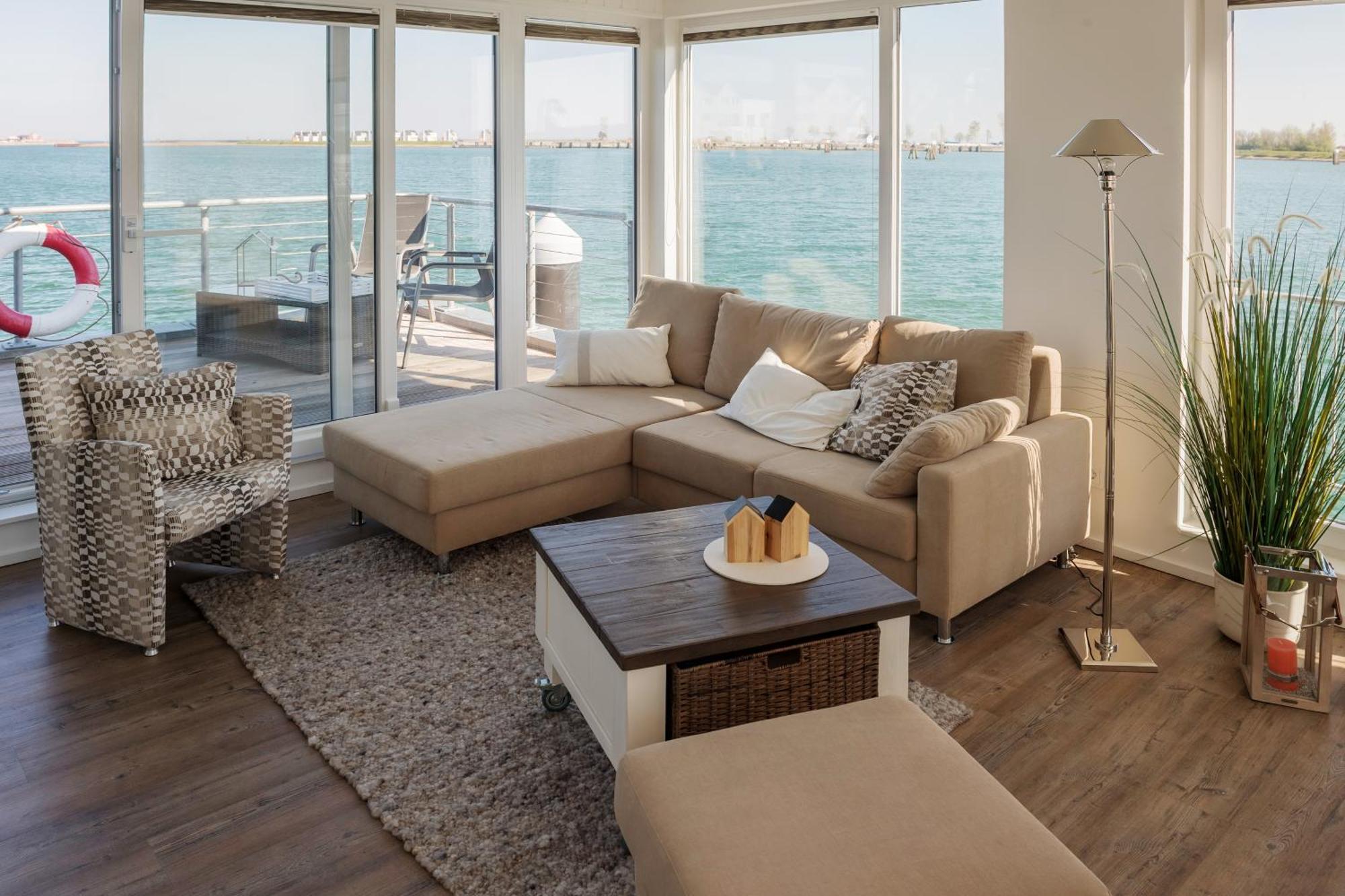 אולפניץ Schwimmendes Ferienhaus Antares One By Seeblick Ferien Oro, Rundum Wasser, Sauna מראה חיצוני תמונה
