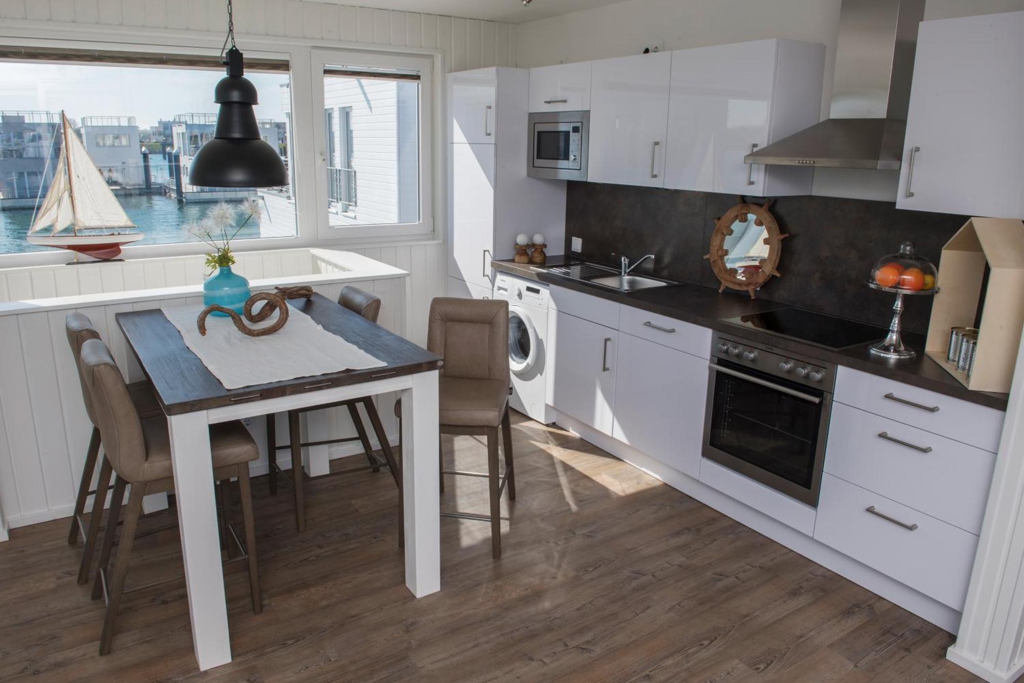 אולפניץ Schwimmendes Ferienhaus Antares One By Seeblick Ferien Oro, Rundum Wasser, Sauna מראה חיצוני תמונה